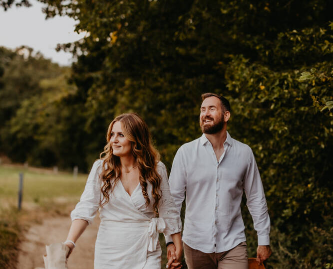 Fotoshooting mit einem Fotografenpaar am Spitzhaus in Radebeul